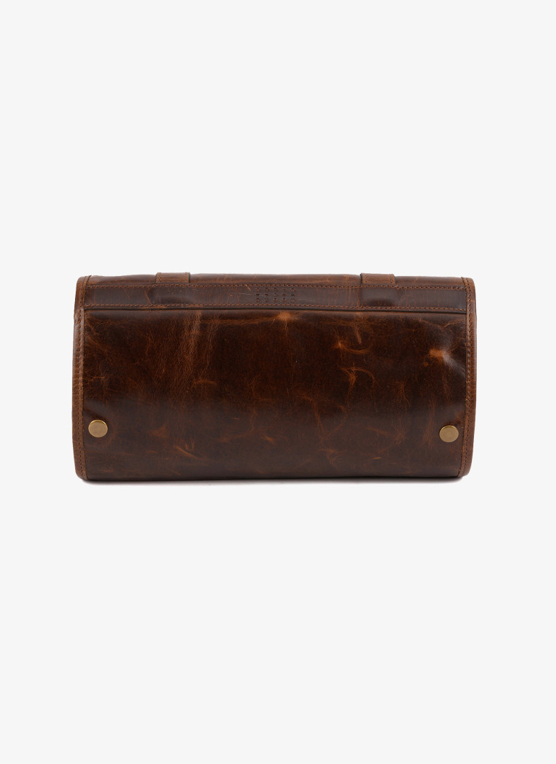 Leather Hanging Wash Bag | Austin Hanging Wash Kit | Moore & Giles