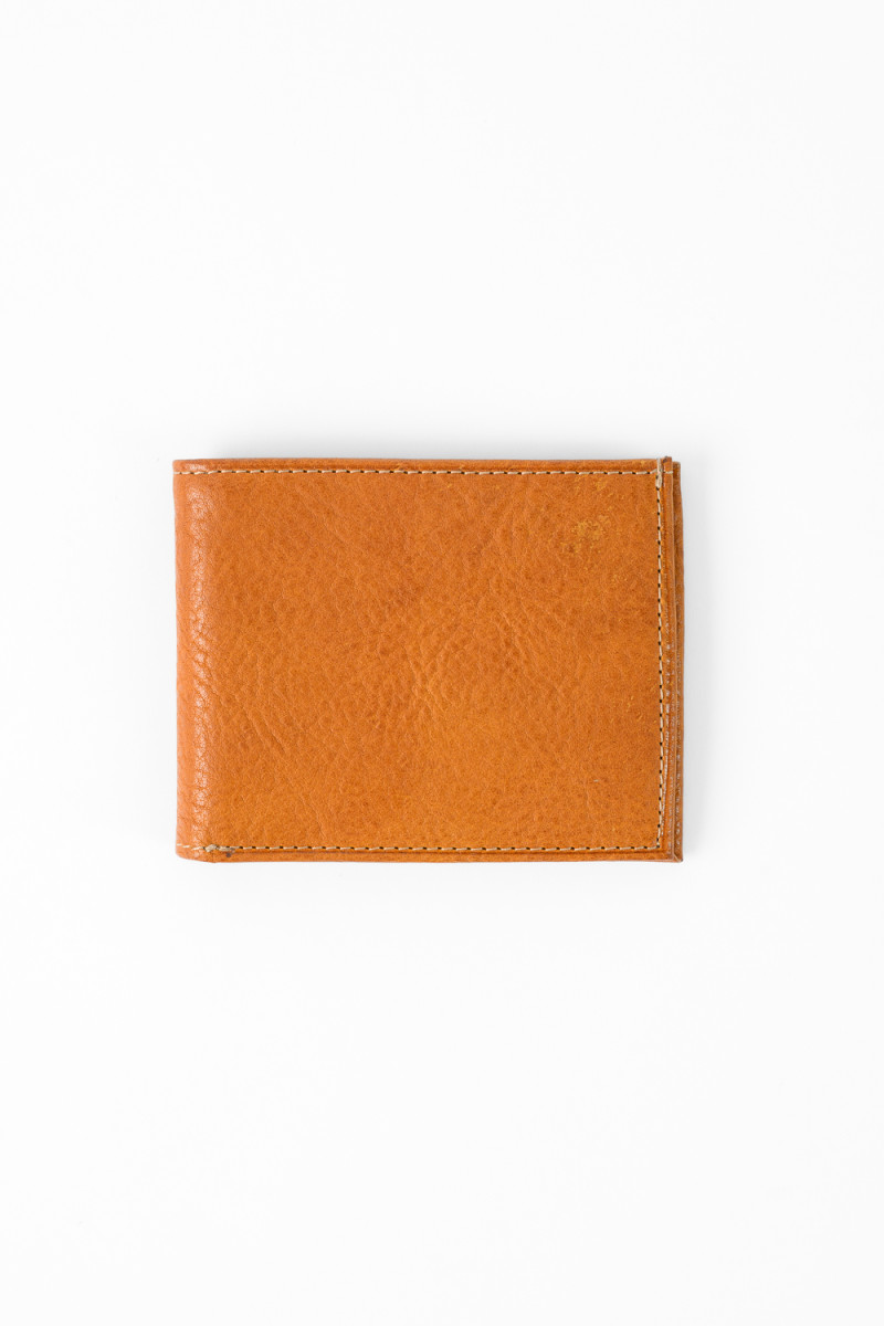 Leather Bifold Wallet | Sleek & Functional Design | Moore