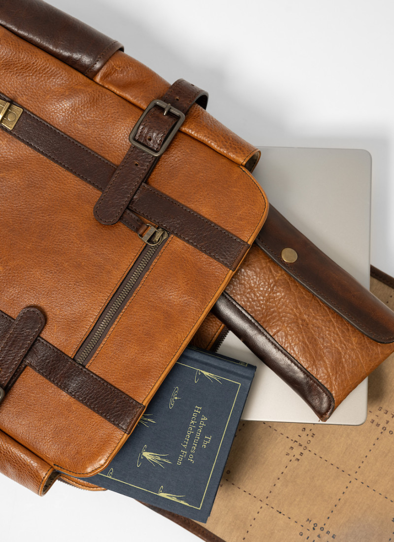Crews Backpack - Titan Milled Honey
